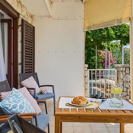 Sunset Oasis Apartment Дубровник Екстериор снимка