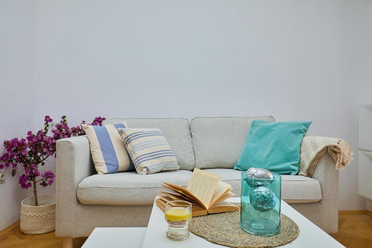Sunset Oasis Apartment Дубровник Екстериор снимка