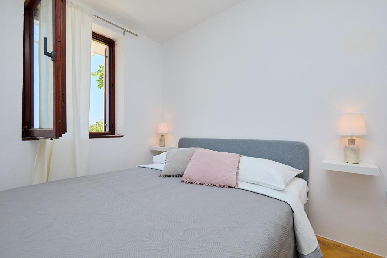 Sunset Oasis Apartment Дубровник Екстериор снимка